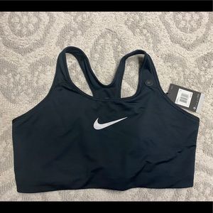 Nike swoosh plus size sports bra- never worn